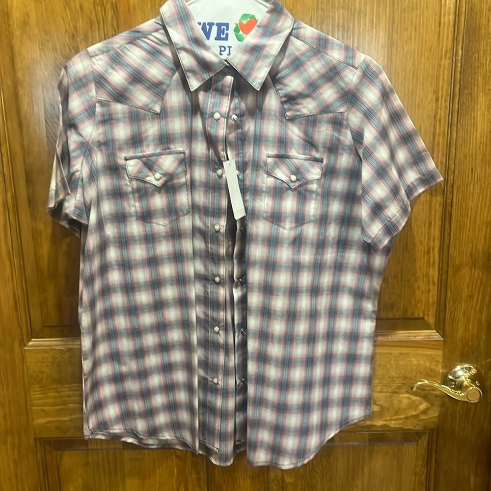 ‼️Brand new‼️ Wrangler Button down XL